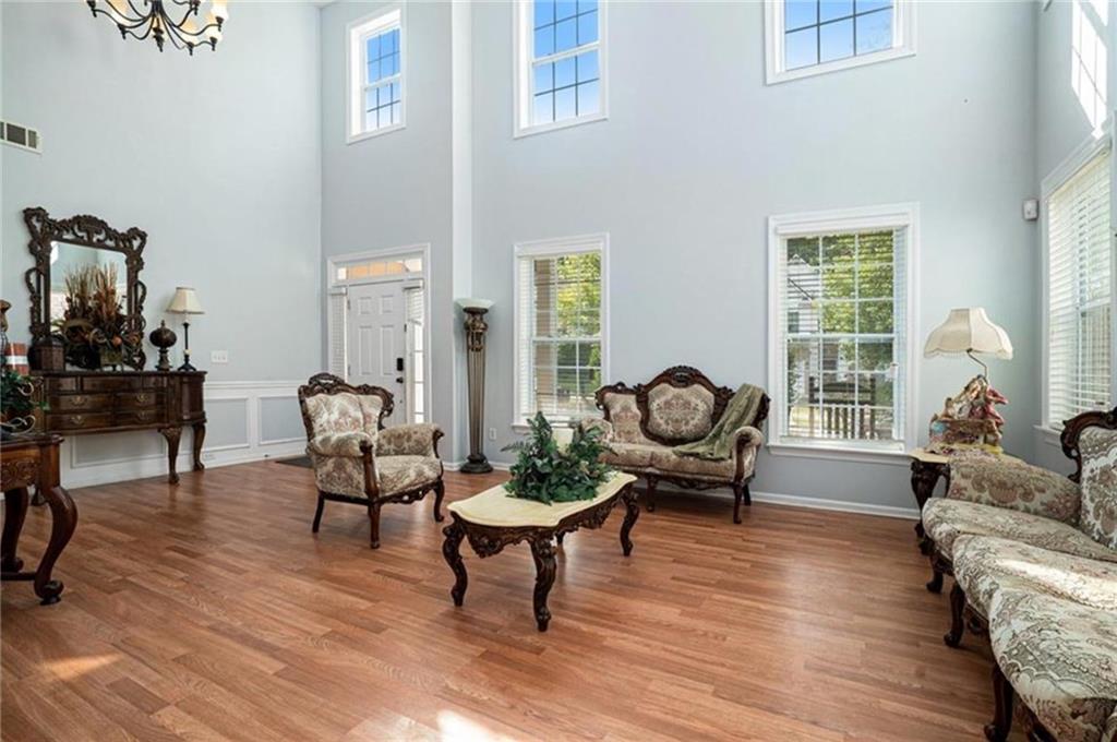 1142 Preserve Park Drive, Loganville, Georgia image 4