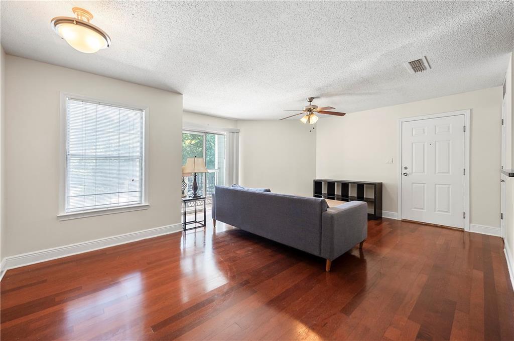 1203 Santa Fe Parkway