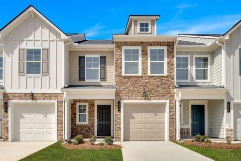 Townhouse For Sale - 105 Village Green Drive #171<br/> Adairsville, GA 30103