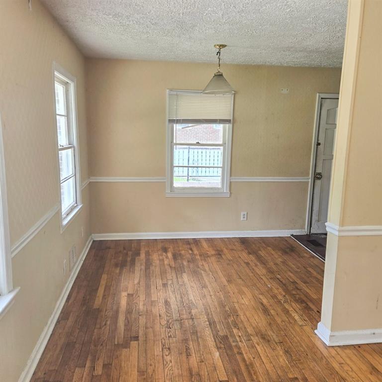 Photo 5 of 22 of 2182 Brannen Road SE house