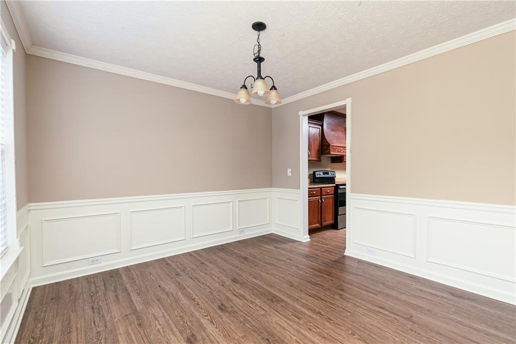 1731 Silverchase SW