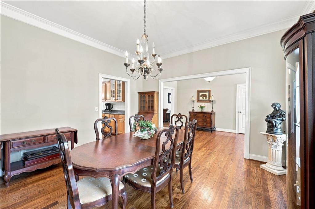 4593 Montclair Circle