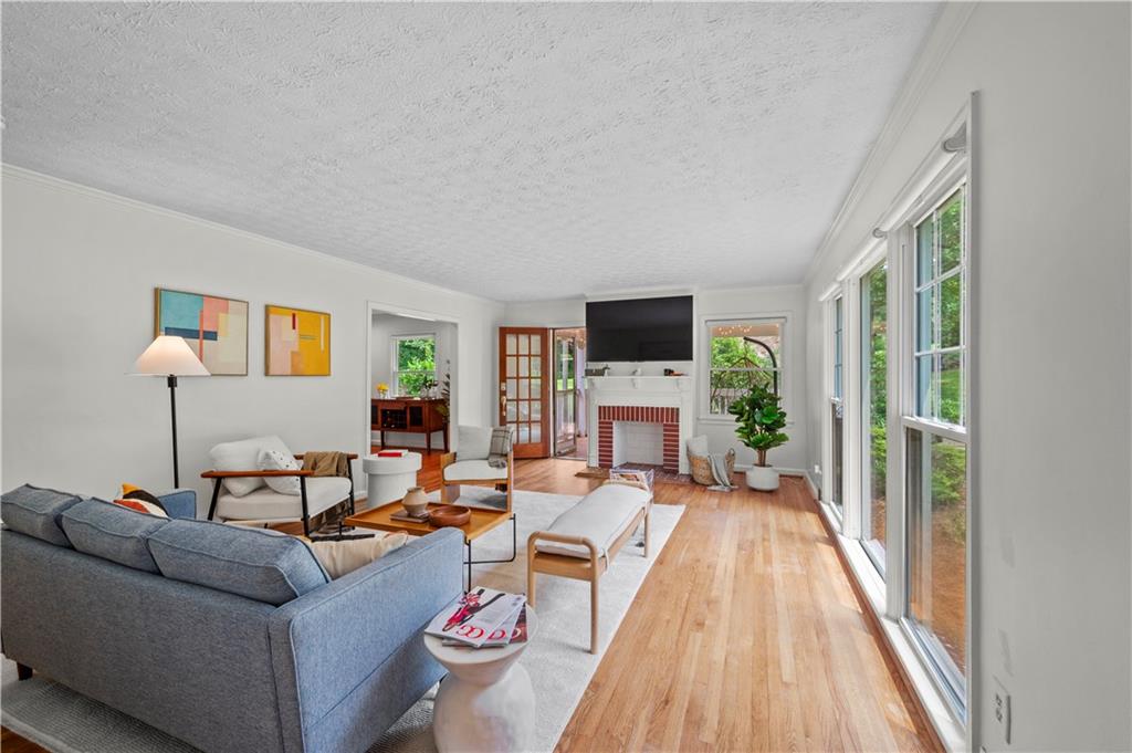 3449 Parkview Drive