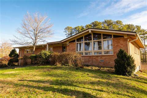 Homes For Sale - 500 Piedmont Road<br/> Marietta, GA 30066