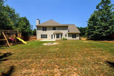 A home in Flowery Branch