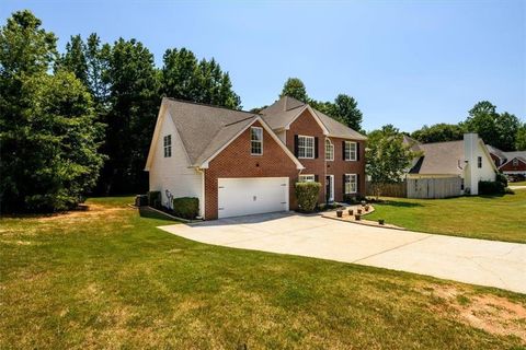 A home in Flowery Branch