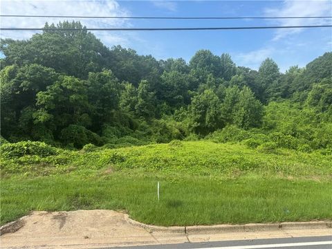 Vacant Land For Sale - 200 W Washington Street<br/> Coweta County, Newnan, GA 30263