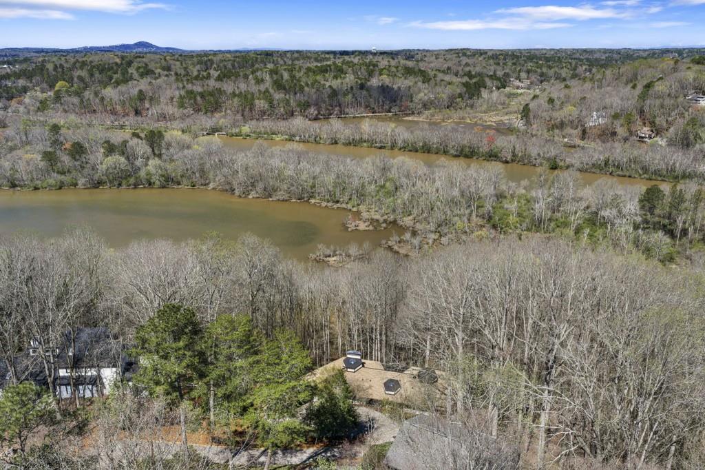 130 Huntcliff Point NE