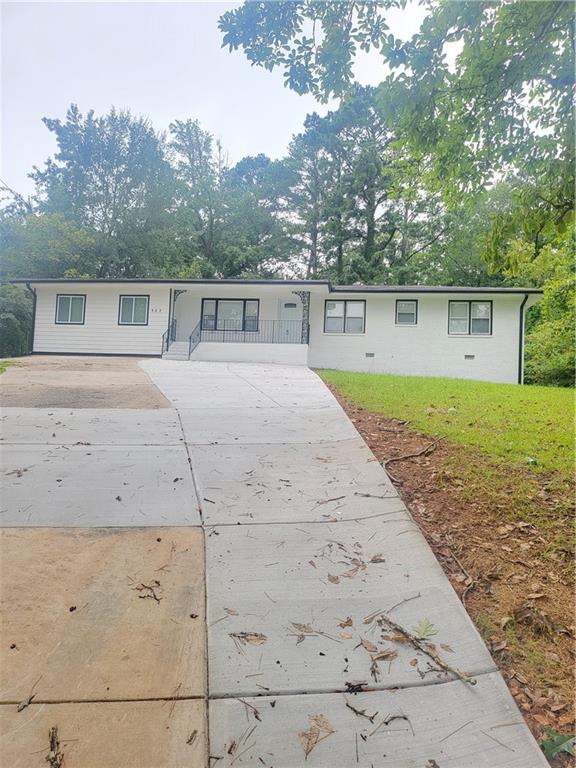 137 HILLCREST Drive
