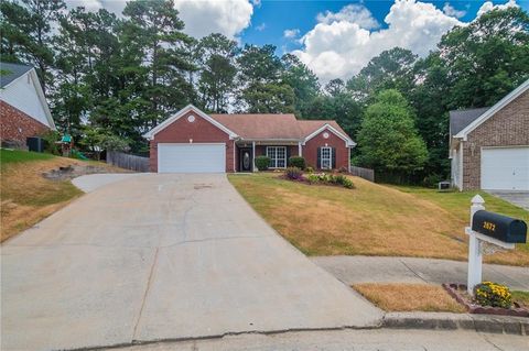 A home in Dacula