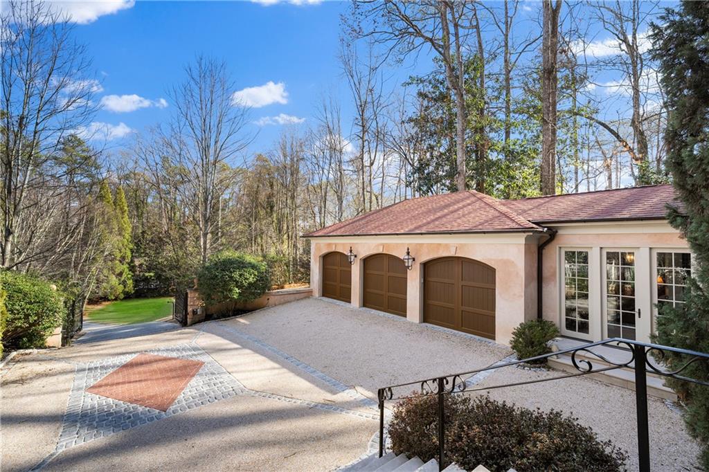 2740 Northside Drive NW