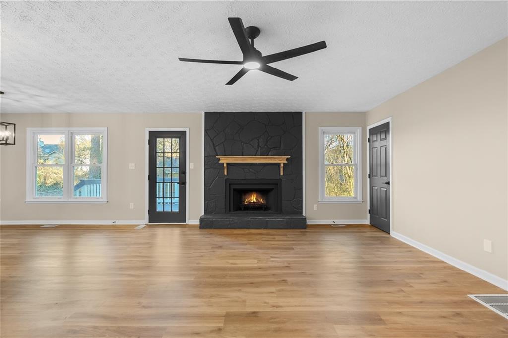 6164 Dorchester Drive, Rex, Georgia image 10