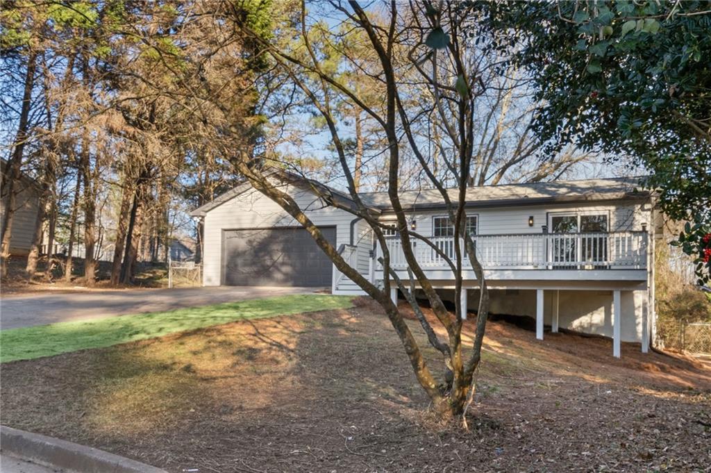 6164 Dorchester Drive, Rex, Georgia image 3