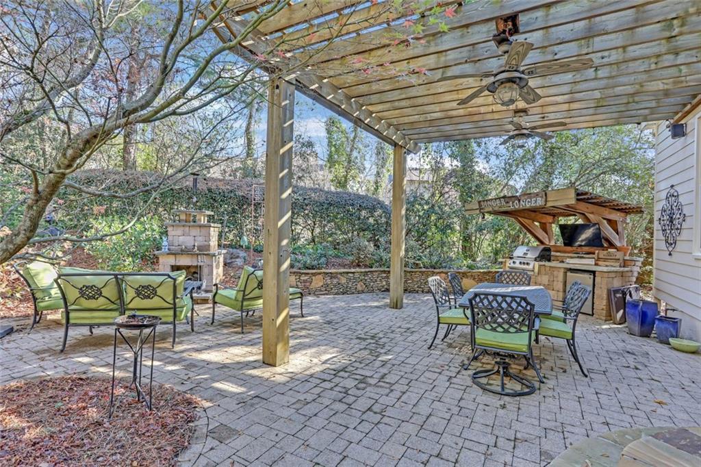 3352 Fieldwood Drive SE