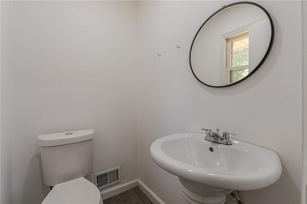 1157 Helen Street, Morrow, Georgia image 25