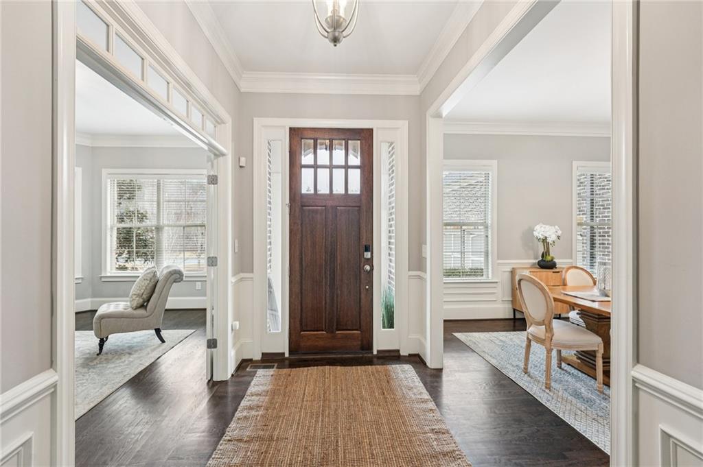 373 Glynnwilde Drive NW