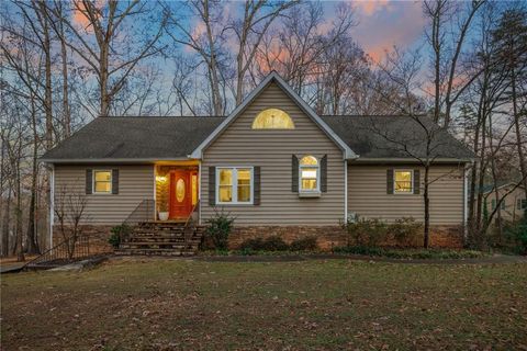 A home in Flowery Branch