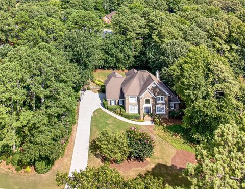 Homes For Sale - 1430 Roanoke Trace<br/> Grayson, GA 30017