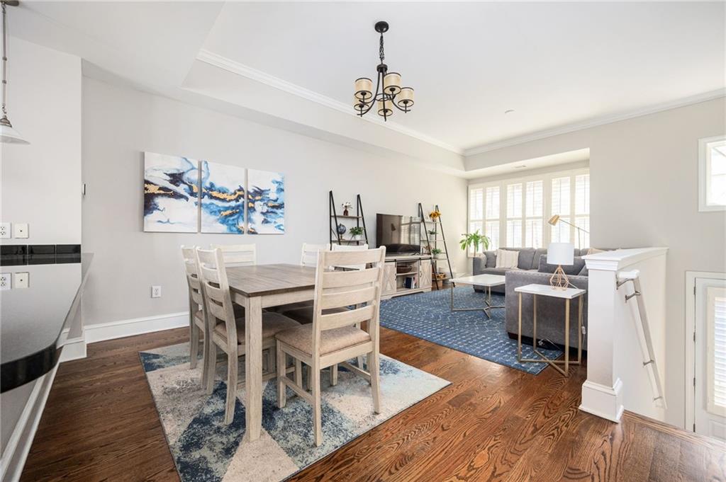 710 Cosmopolitan Drive NE