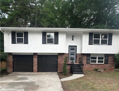 5851 Christopher Lane Lithonia GA 30058