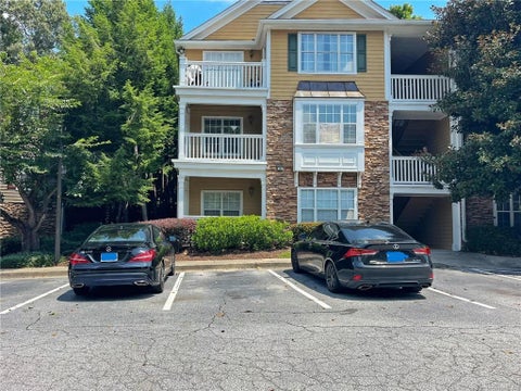 Condo For Rent - 233 Bentley Place, Pl<br/> Tucker, GA 30084