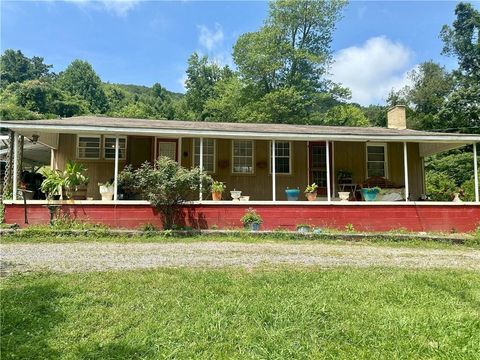 2115 Kings Road Dalton GA 30720