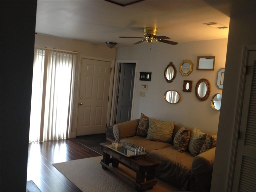 75 E Wesley Road NE 1