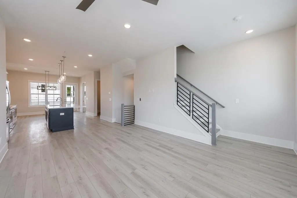 Alpharetta, Georgia 30009, United States, 4 Bedrooms Bedrooms, ,4 BathroomsBathrooms,Residential,Coming Soon,95502