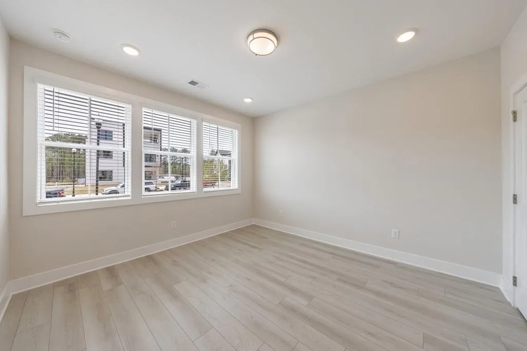 Alpharetta, Georgia 30009, United States, 4 Bedrooms Bedrooms, ,4 BathroomsBathrooms,Residential,Coming Soon,95502