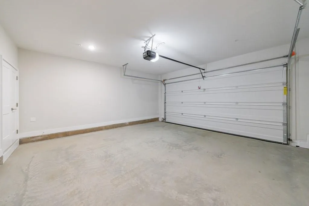 Alpharetta, Georgia 30009, United States, 4 Bedrooms Bedrooms, ,4 BathroomsBathrooms,Residential,Coming Soon,95502