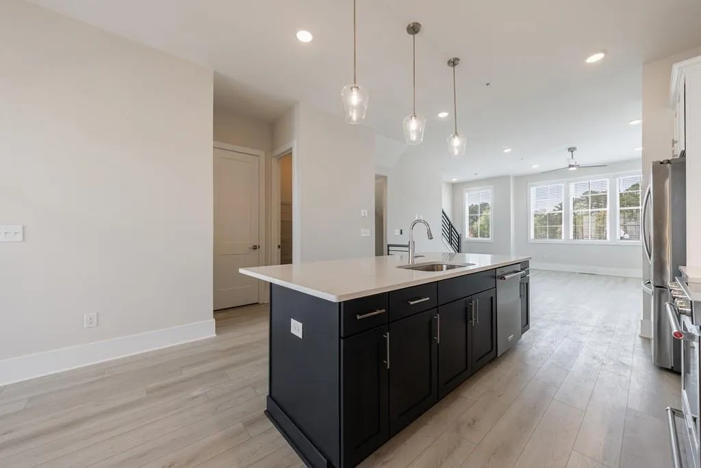 Alpharetta, Georgia 30009, United States, 4 Bedrooms Bedrooms, ,4 BathroomsBathrooms,Residential,Coming Soon,95502