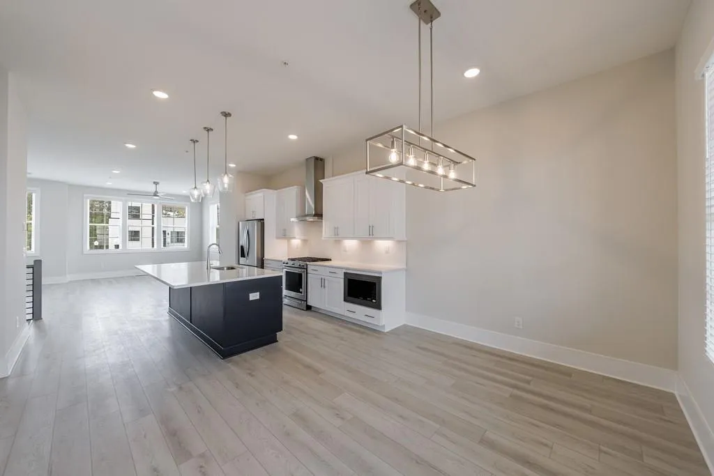 Alpharetta, Georgia 30009, United States, 4 Bedrooms Bedrooms, ,4 BathroomsBathrooms,Residential,Coming Soon,95502