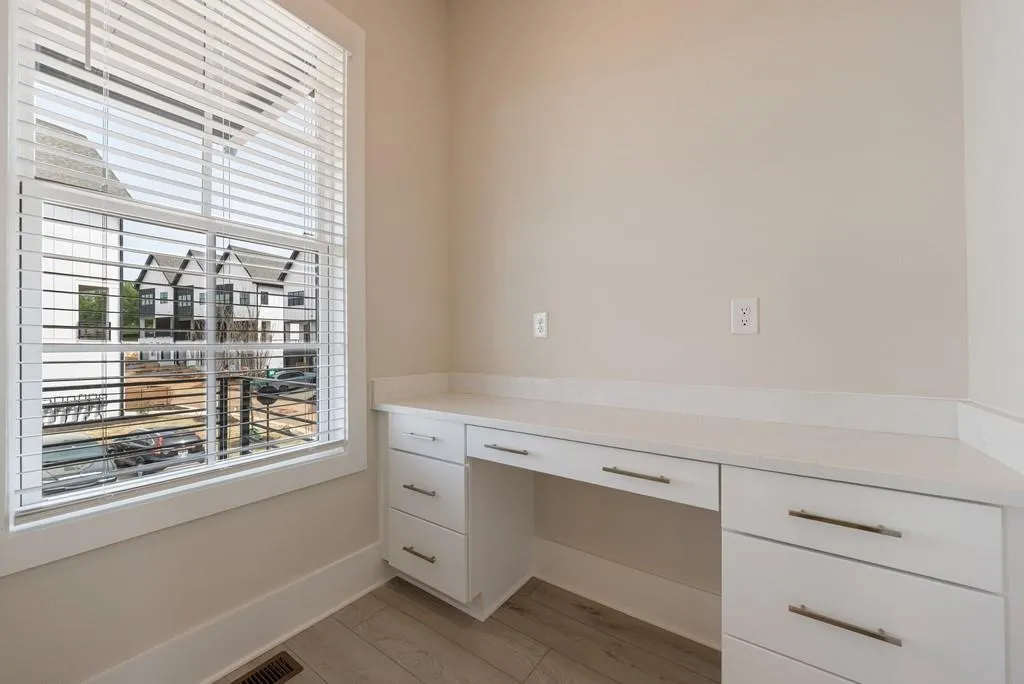 Alpharetta, Georgia 30009, United States, 4 Bedrooms Bedrooms, ,4 BathroomsBathrooms,Residential,Coming Soon,95502