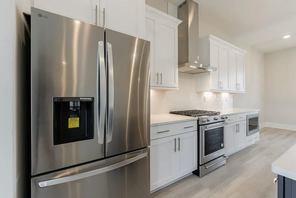 Alpharetta, Georgia 30009, United States, 4 Bedrooms Bedrooms, ,4 BathroomsBathrooms,Residential,Coming Soon,95502