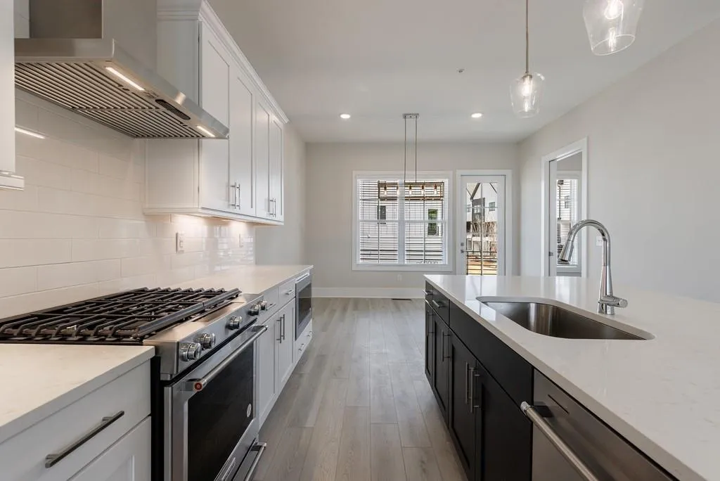 Alpharetta, Georgia 30009, United States, 4 Bedrooms Bedrooms, ,4 BathroomsBathrooms,Residential,Coming Soon,95502