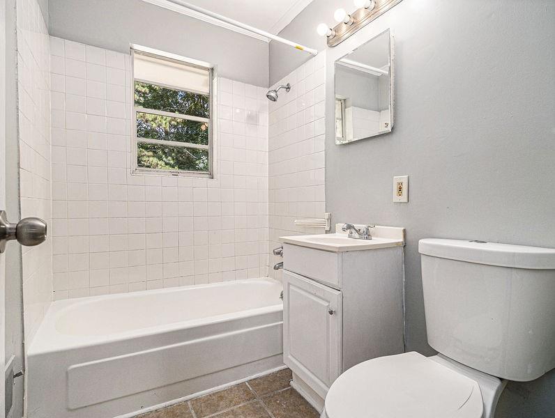 3453 Eisenhower Circle, Atlanta, Georgia image 17