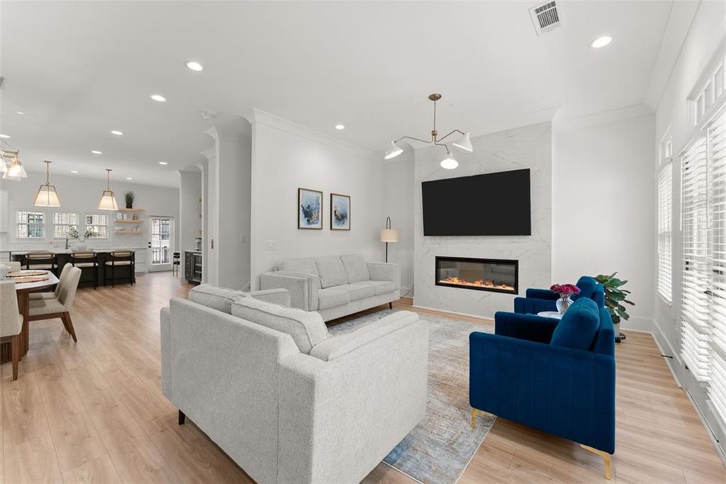 338 SUGARVIEW Road