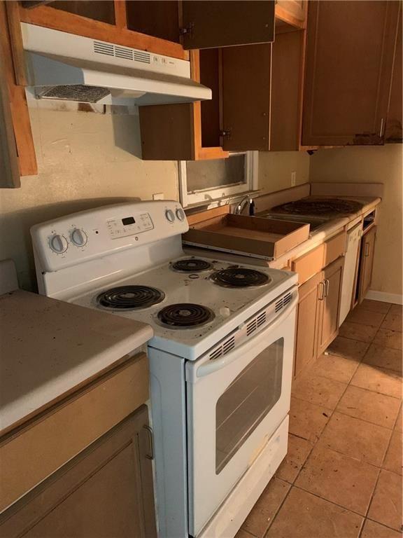 449 Hamilton E Holmes Drive, Atlanta, Georgia image 11