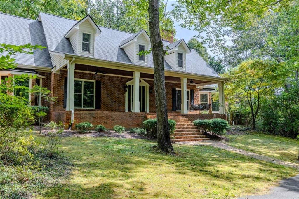 30 Fairview Drive SW