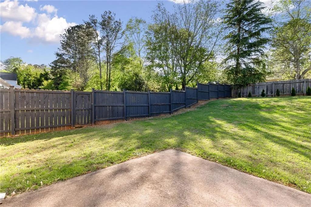 Woodstock, Georgia 30188, United States, 3 Bedrooms Bedrooms, ,2 BathroomsBathrooms,Residential,Pending,110075