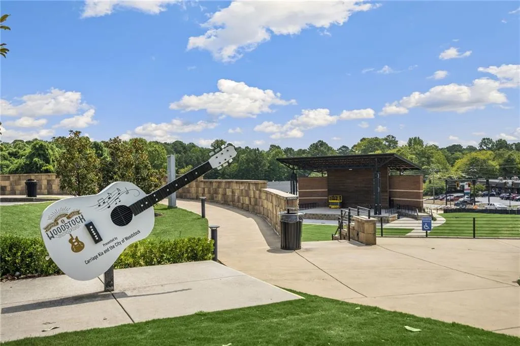 Woodstock, Georgia 30188, United States, 3 Bedrooms Bedrooms, ,2 BathroomsBathrooms,Residential,Pending,110075