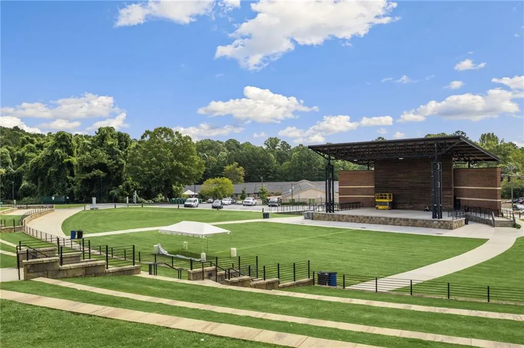 Woodstock, Georgia 30188, United States, 3 Bedrooms Bedrooms, ,2 BathroomsBathrooms,Residential,Pending,110075