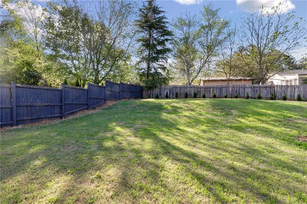 Woodstock, Georgia 30188, United States, 3 Bedrooms Bedrooms, ,2 BathroomsBathrooms,Residential,Pending,110075