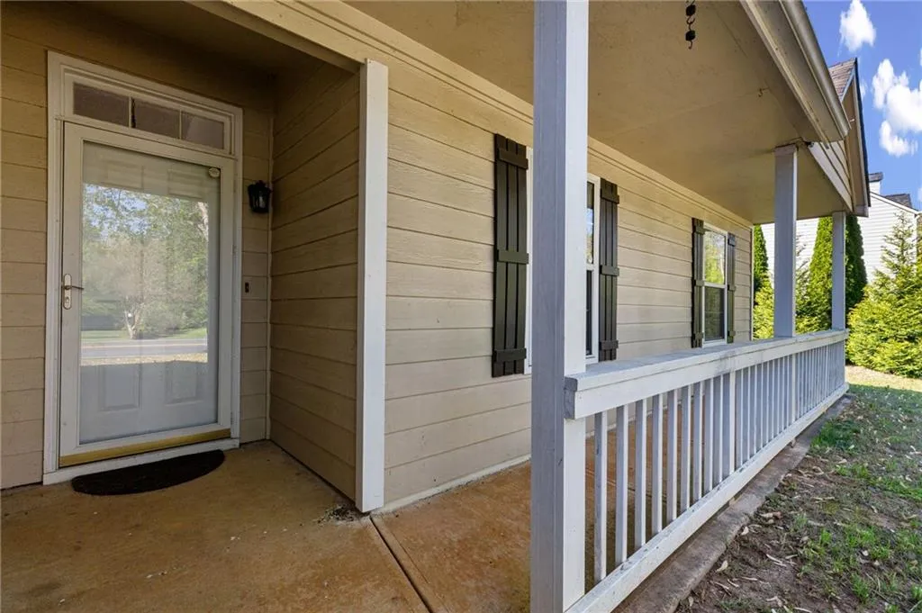 Woodstock, Georgia 30188, United States, 3 Bedrooms Bedrooms, ,2 BathroomsBathrooms,Residential,Pending,110075