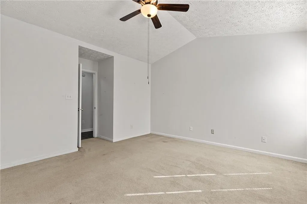 Woodstock, Georgia 30188, United States, 3 Bedrooms Bedrooms, ,2 BathroomsBathrooms,Residential,Pending,110075