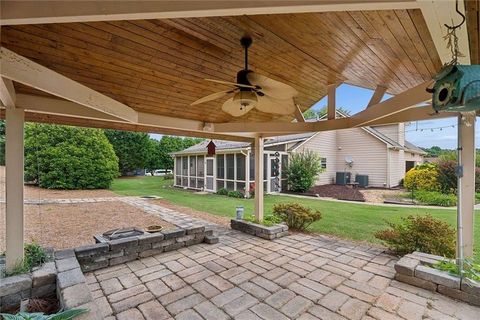 Homes For Sale - 382 Emma Drive<br/> Winder, GA 30680