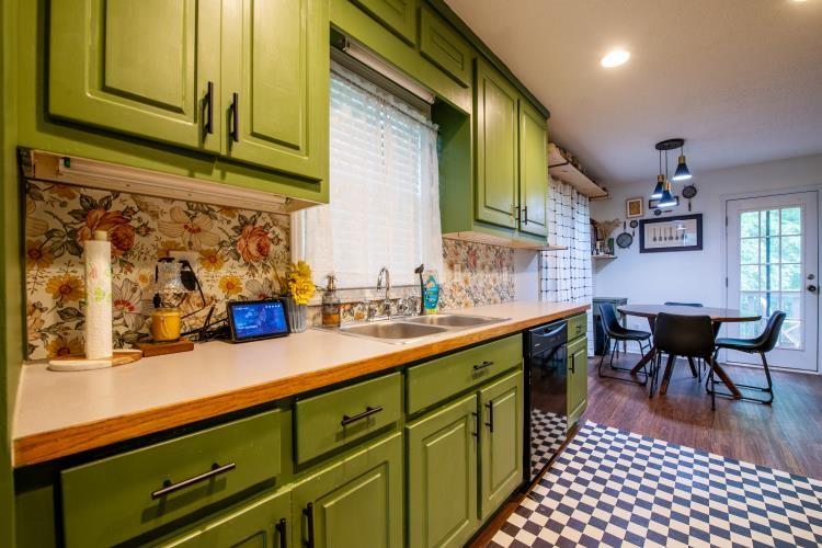 305 Saddle Wood Drive, Canton, Georgia image 10