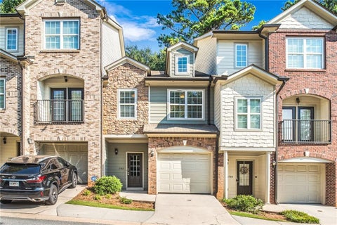 Townhouse For Sale - 2982 Ashlyn Pointe Drive<br/> Atlanta, GA 30340