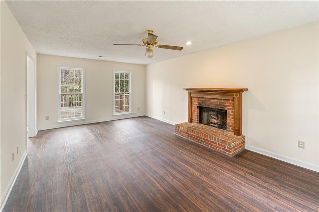 9992 Neuchatel Crescent, Jonesboro, Georgia image 4