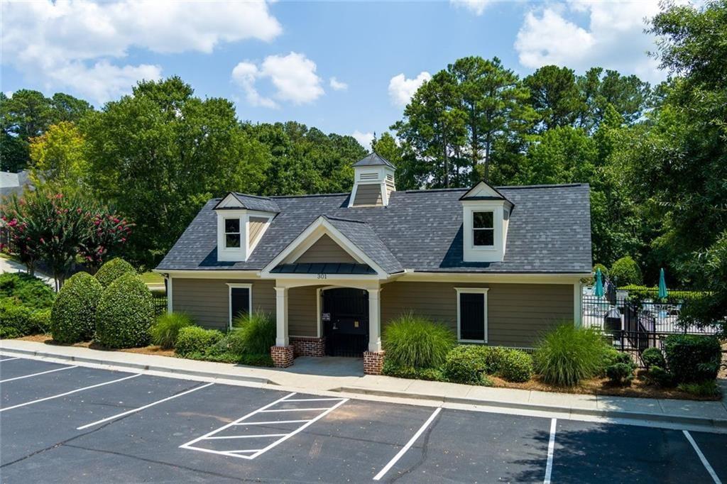 Glen Brooke - Residential